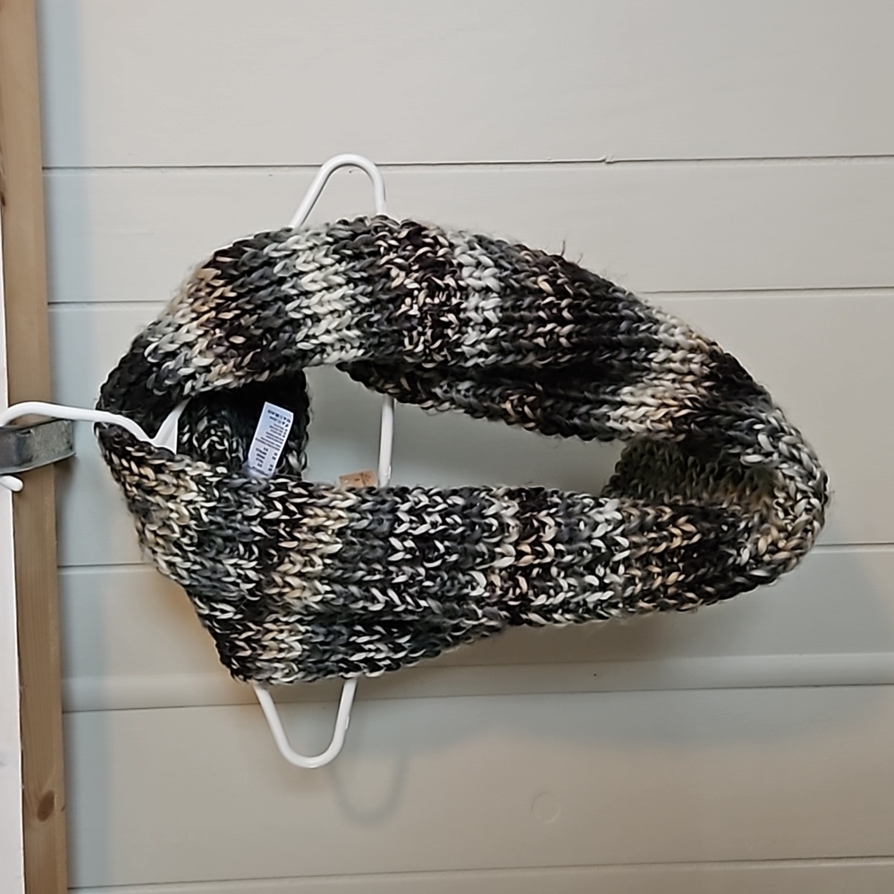 Cute cozy American Eagle Infinity Scarf in shades of Brown, beige and gray.